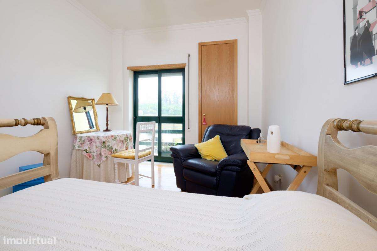 Quarto - localizado em Monte Formoso Coimbra - Grande imagem: 4/9