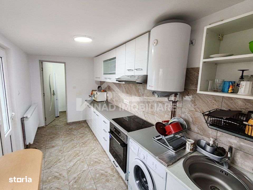 Casa individuala, 100 mp utili, 242 mp teren, Str. Trandafirilor-15