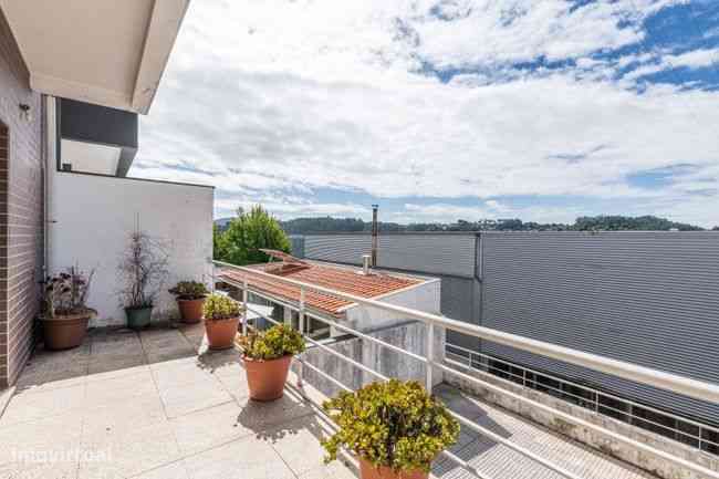 Espetacular Moradia em Banda T4 com jardim  em Sequeira - Braga-24