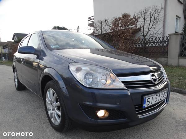 Opel Astra 1.6 Active - 19