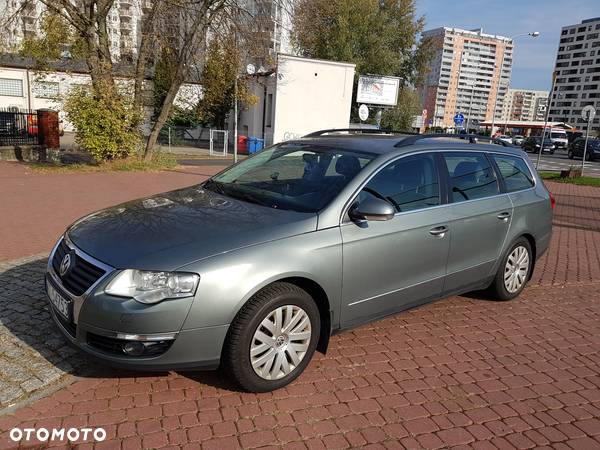 Volkswagen Passat 2.0 TDI Comfortline - 5