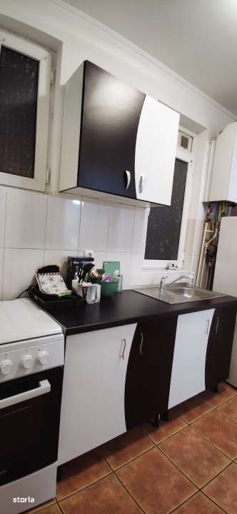 VAND APARTAMENT  DOUA CAMERE CU INTRĂRI SEPARATE-12