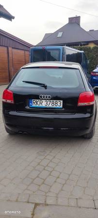 Audi A3 1.9 TDI Ambiente - 4