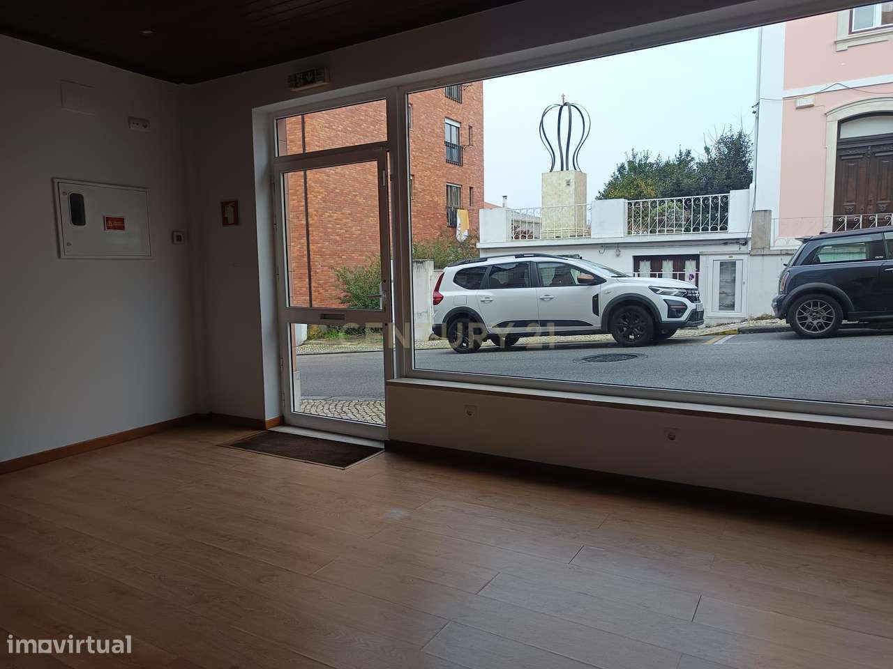 Loja comercial na Rua Antonio José de Almeida em Celas, Coimbra - Grande imagem: 2/7