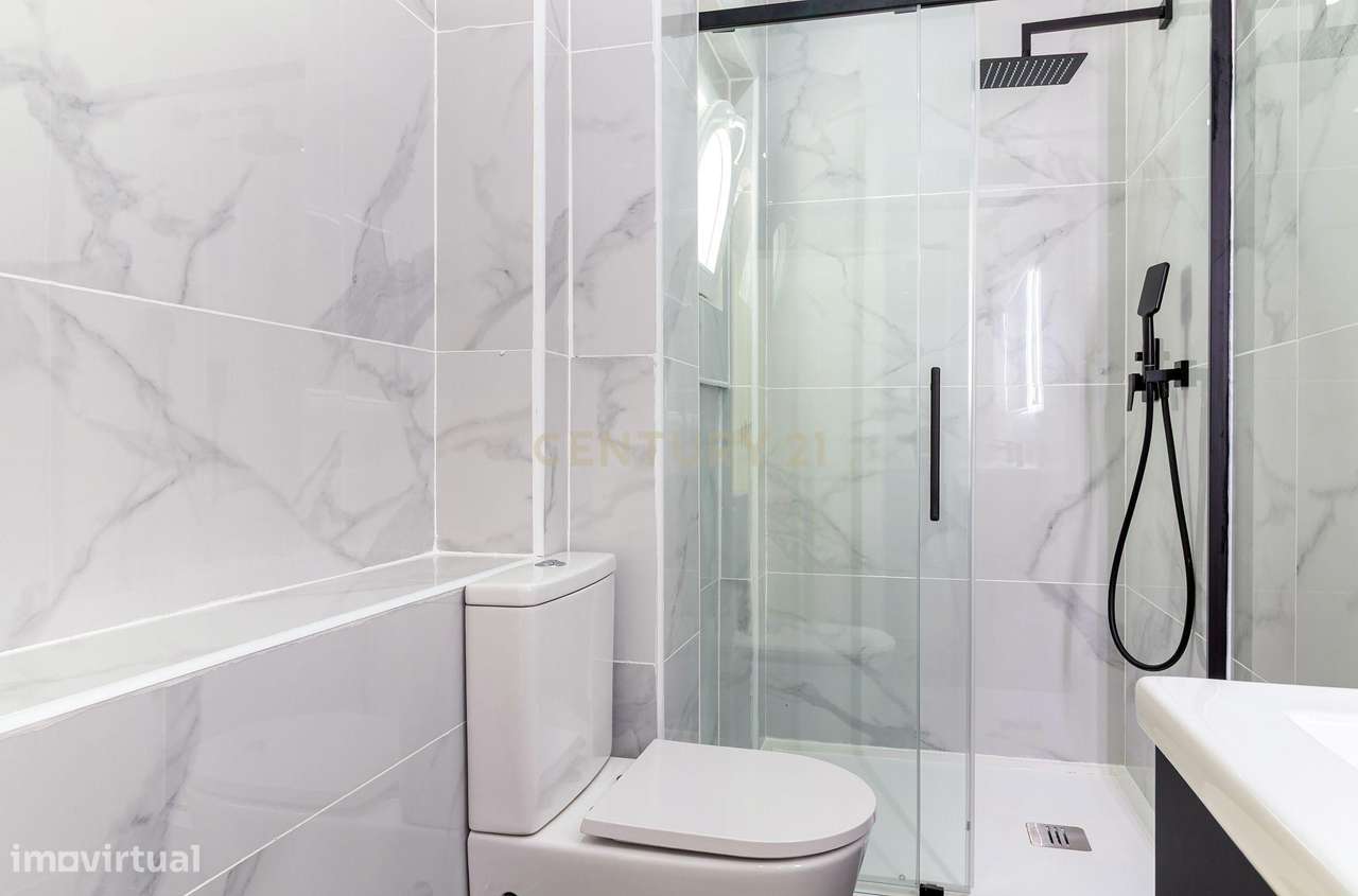 Apartamento T4 integralmente renovado em Alvalade, Lisboa. Em Venda!-33