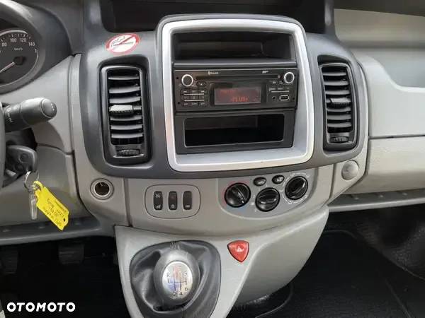 Renault Trafic - 33