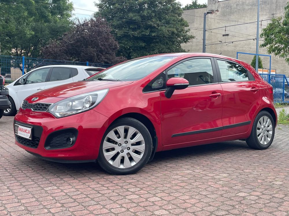 Kia Rio III (2011-) 1.2 Attract 2012