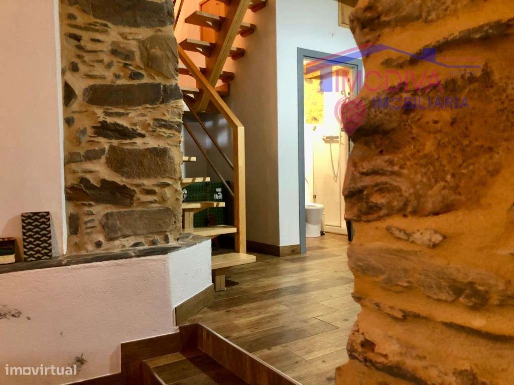 Casa de Xisto T2 com licença AL, em Castanheira de Pera-30