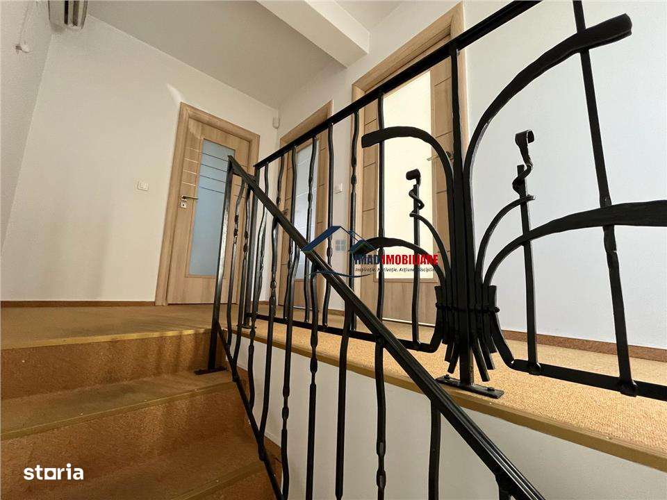 Oportunitate rara, super pret! Vanzare Casa P+1+M - Targoviste, Centru - Imagine principală: 5/20