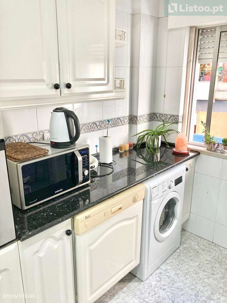 Apartamento T5 renovado e com terraço - Queluz-23