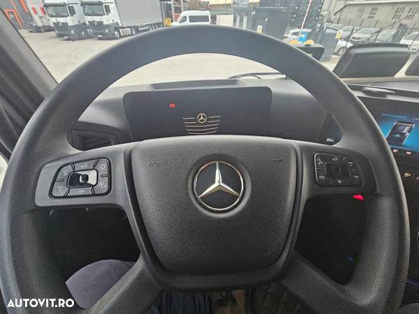 Mercedes-Benz Actros - 14