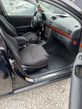 Toyota Avensis 2.0 VVT-i Combi Sol - 18