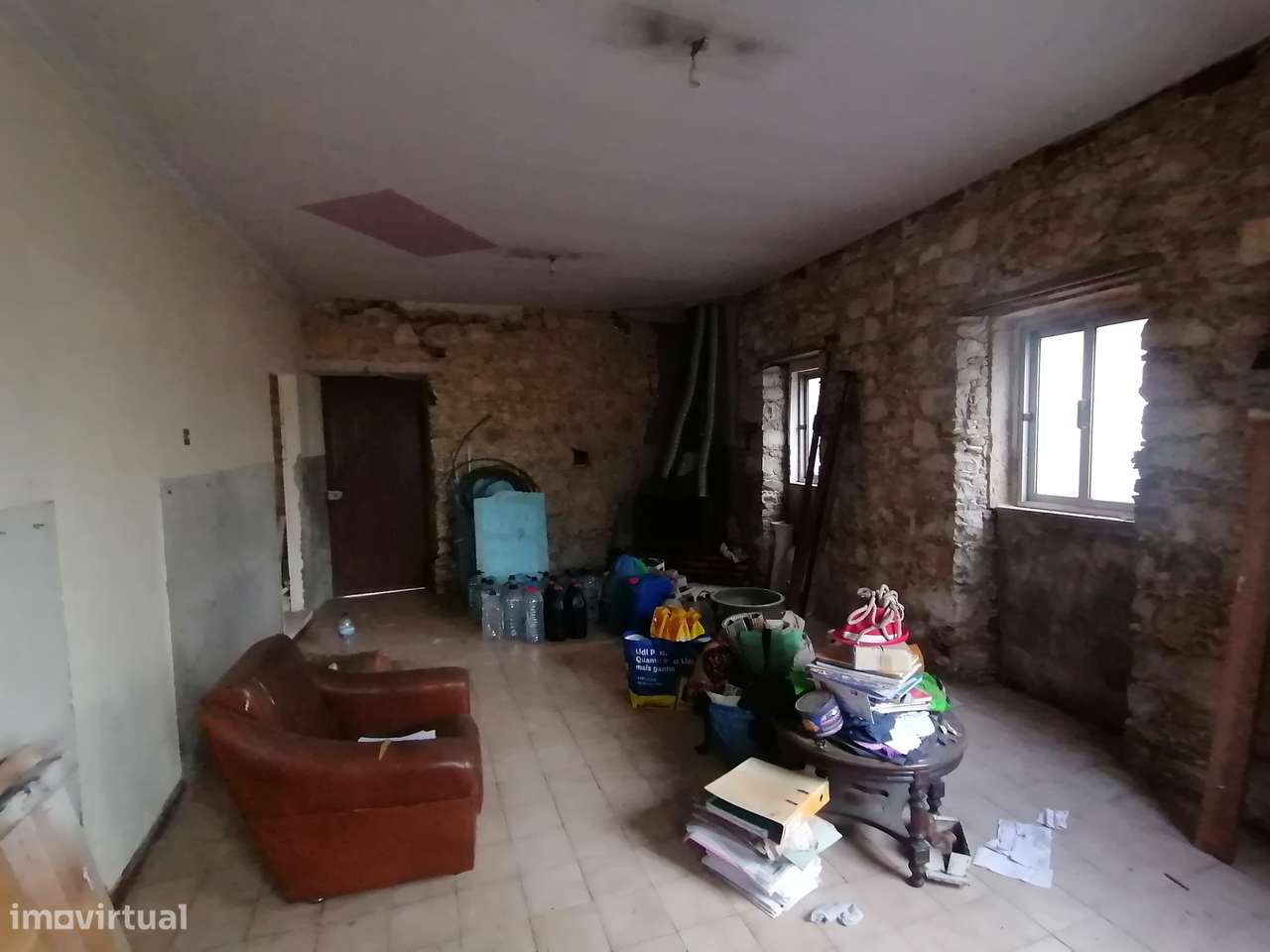 Excelente moradia para Renovar - Grande imagem: 5/14