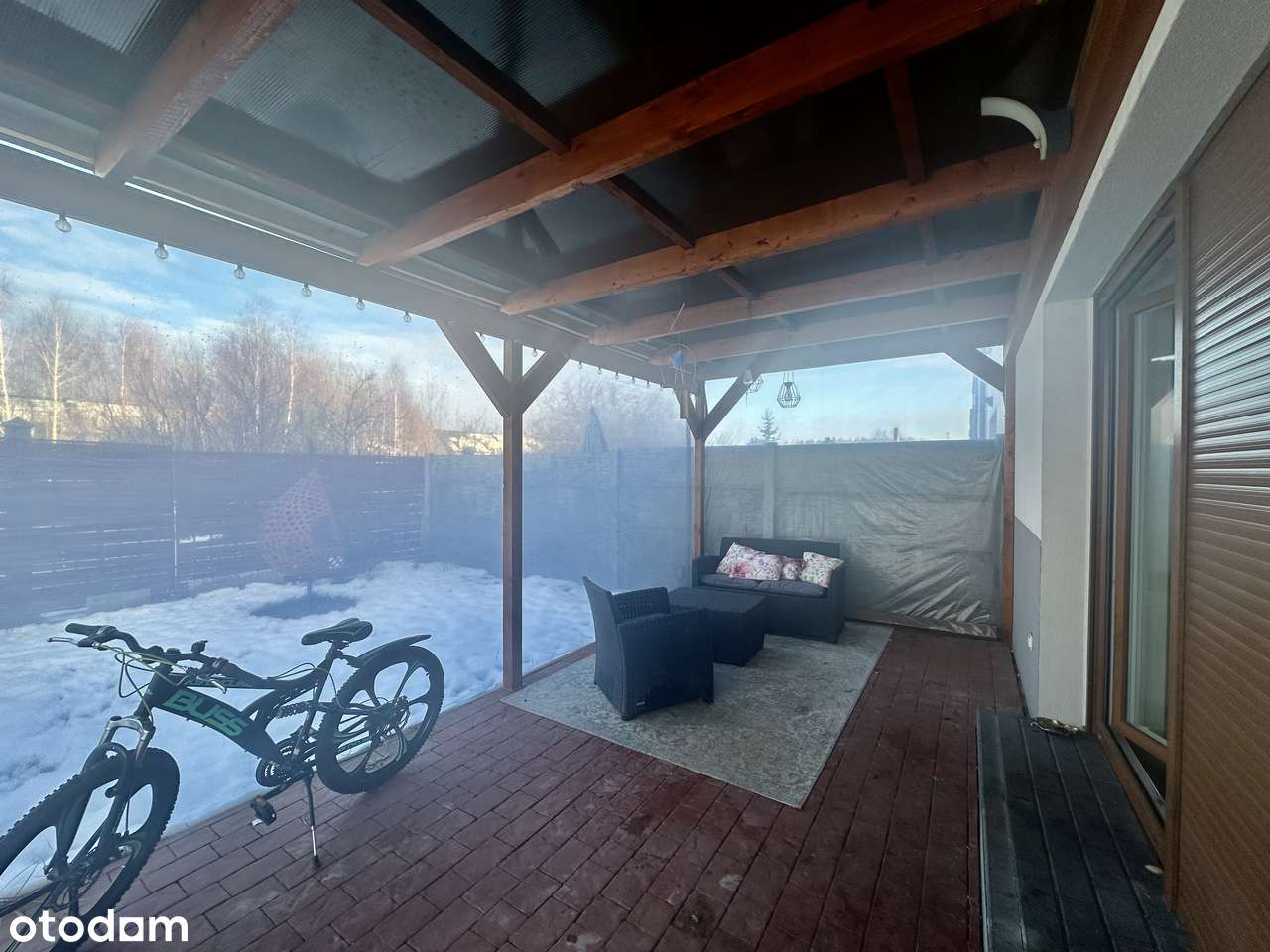 Przestronna nieruchomość w Dąbrowie przy ul. Granicznej-17