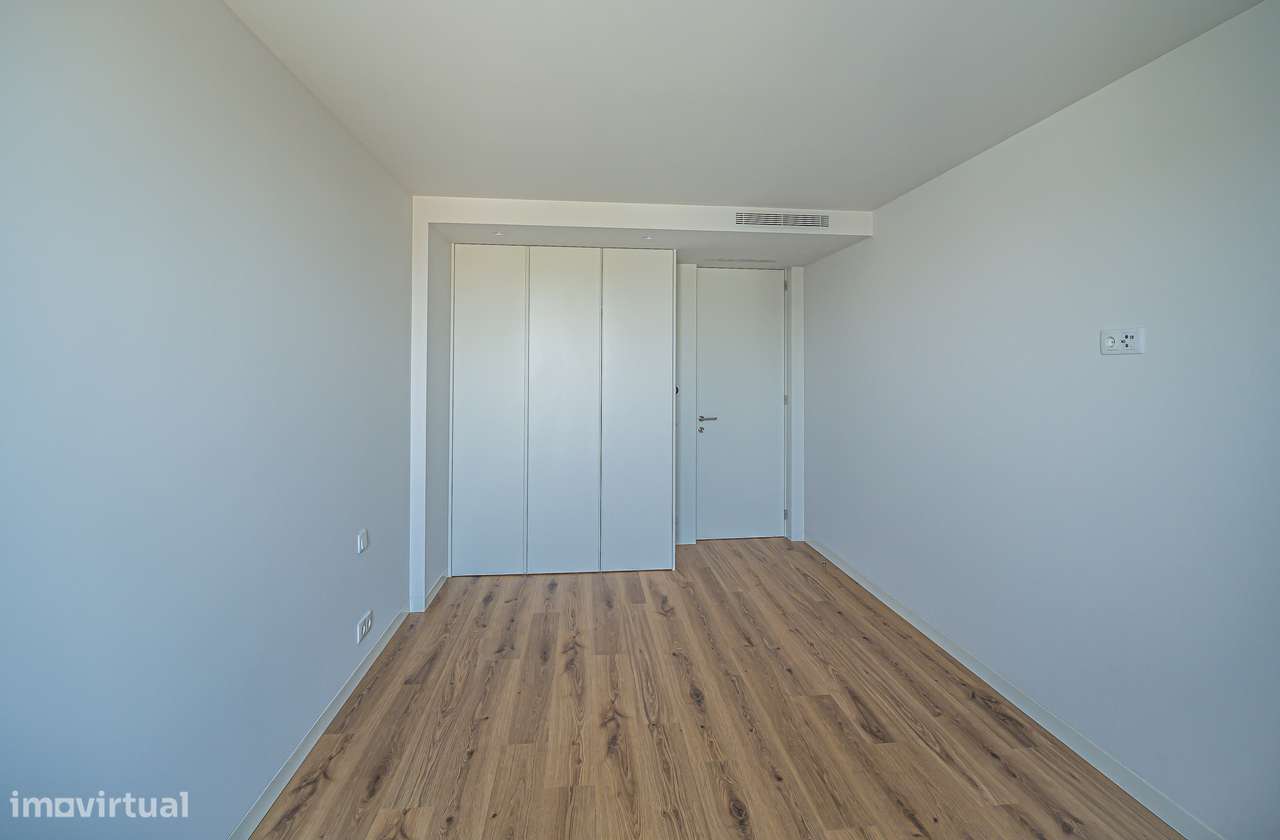 Apartamento T4 Duplex, Terraço com 106 m2, Luxo, Fonte Nova, Aveiro-35