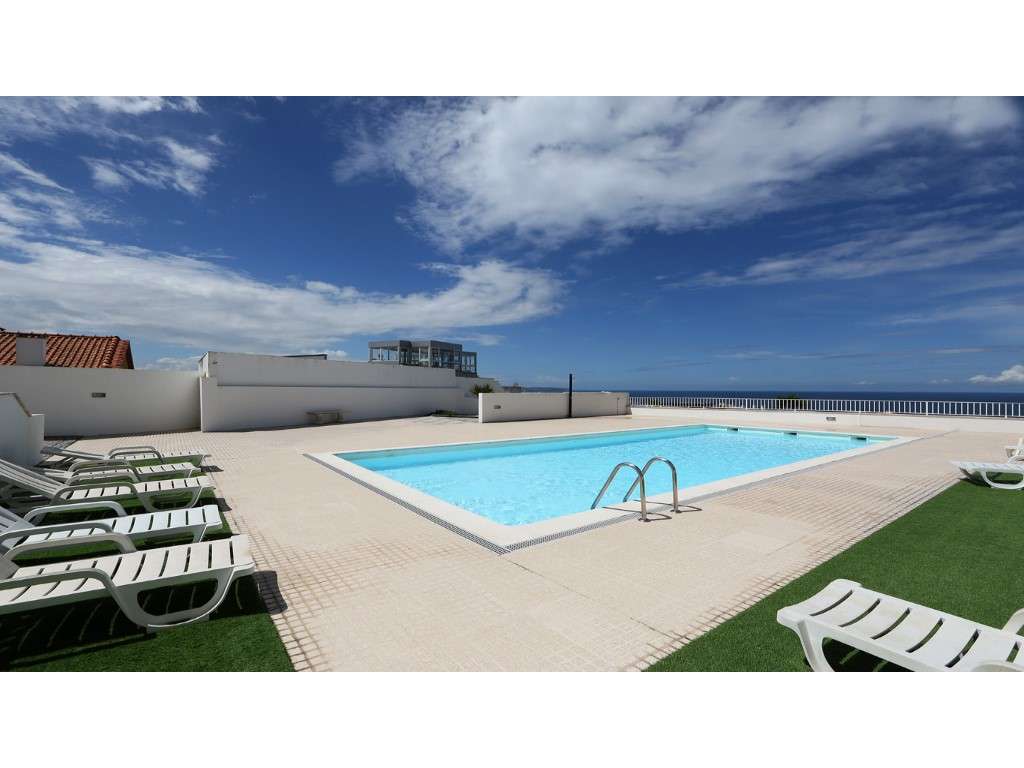 Penthouse T2 com vista panorâmica de mar e terraço privado em condo...-27