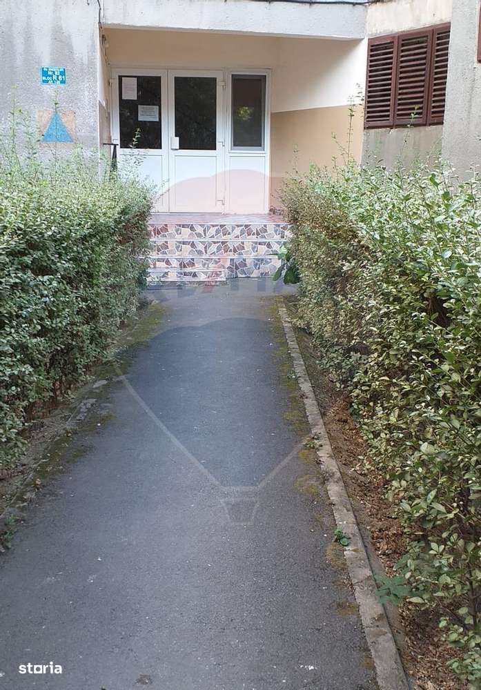 Apartament cu 4 camere de vânzare în zona Iosia-10