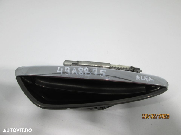 Maner exterior usa dreapta fata Alfa Romeo 159 an 2004 2005 2006 2007 2008 2009 2010 2011 - 2