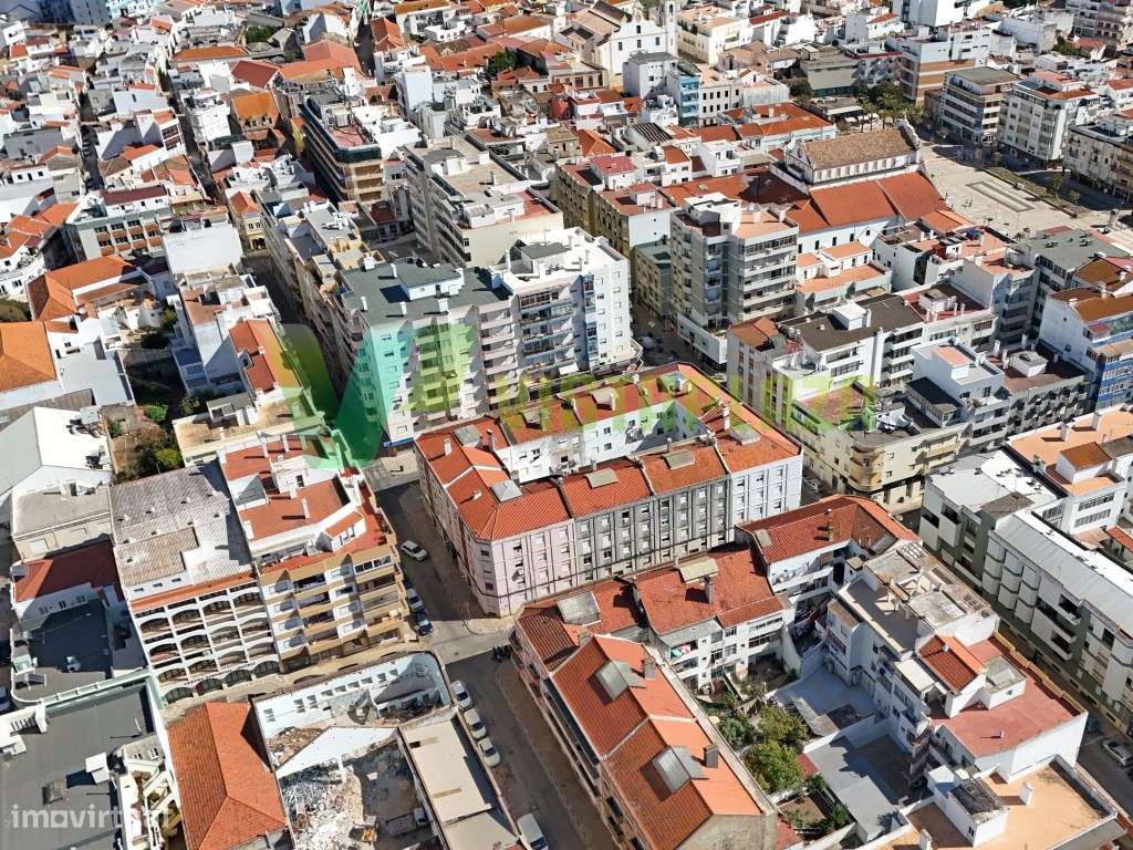 Apartamento T1 situado no centro de Portimão-11