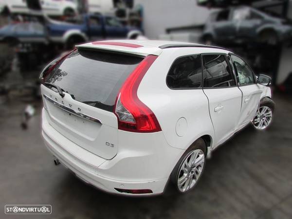 Volvo XC60 2.4 D (163CV) de 2014 - Peças Usadas (5422) - 3