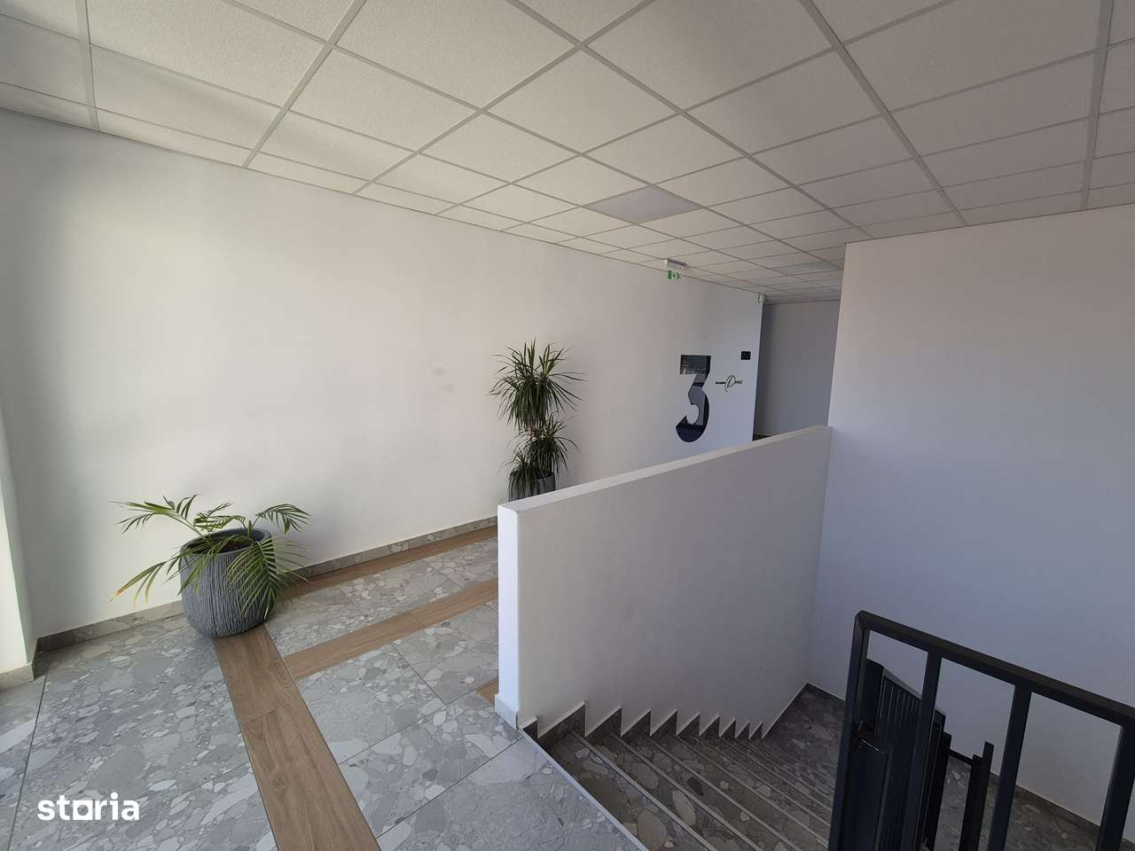 Penthouse NOU, finisat complet, 4 camere, parcare inclusă, comision 0%-14