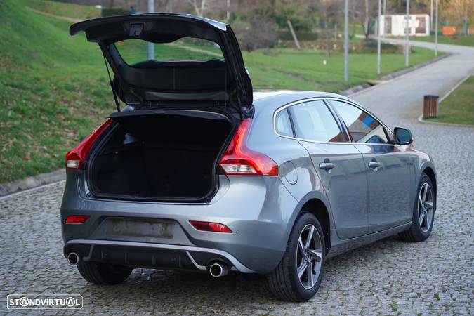 Volvo V40 2.0 D2 R-Design Momentum - 6