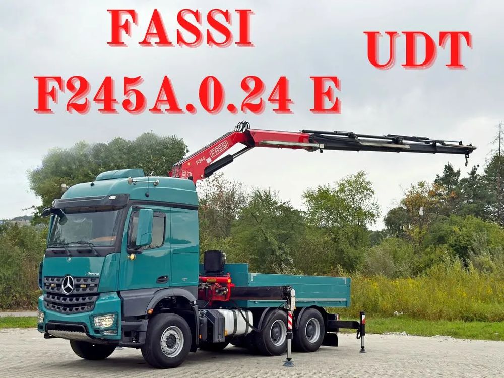 Mercedes-Benz Arocs 2015