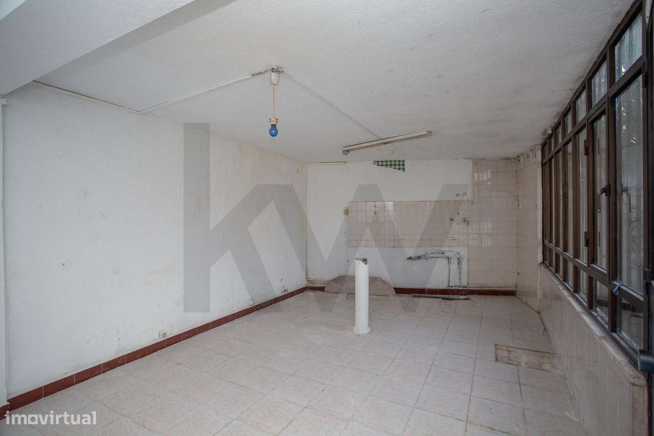 Andar de Moradia T2-37