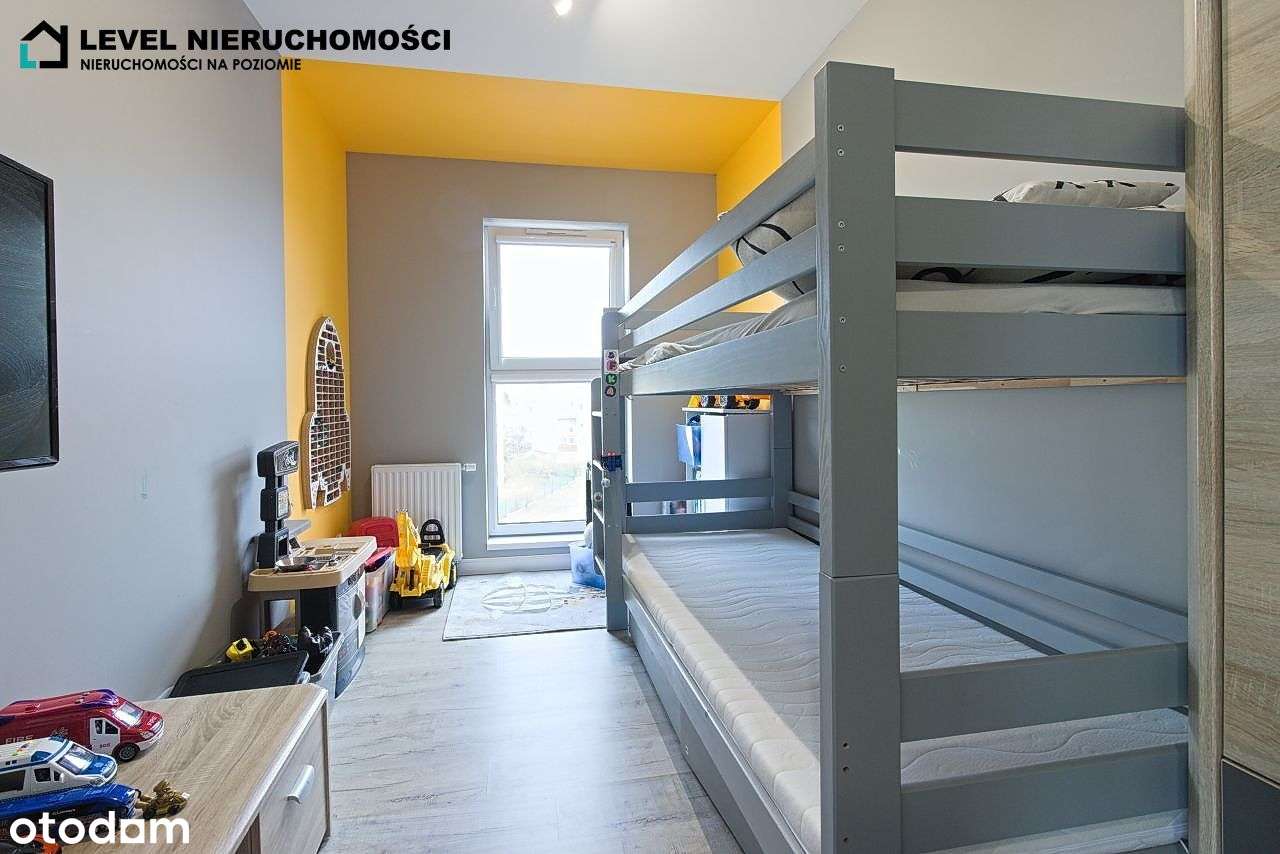 Mieszkanie czteropokojowe z tarasem-14