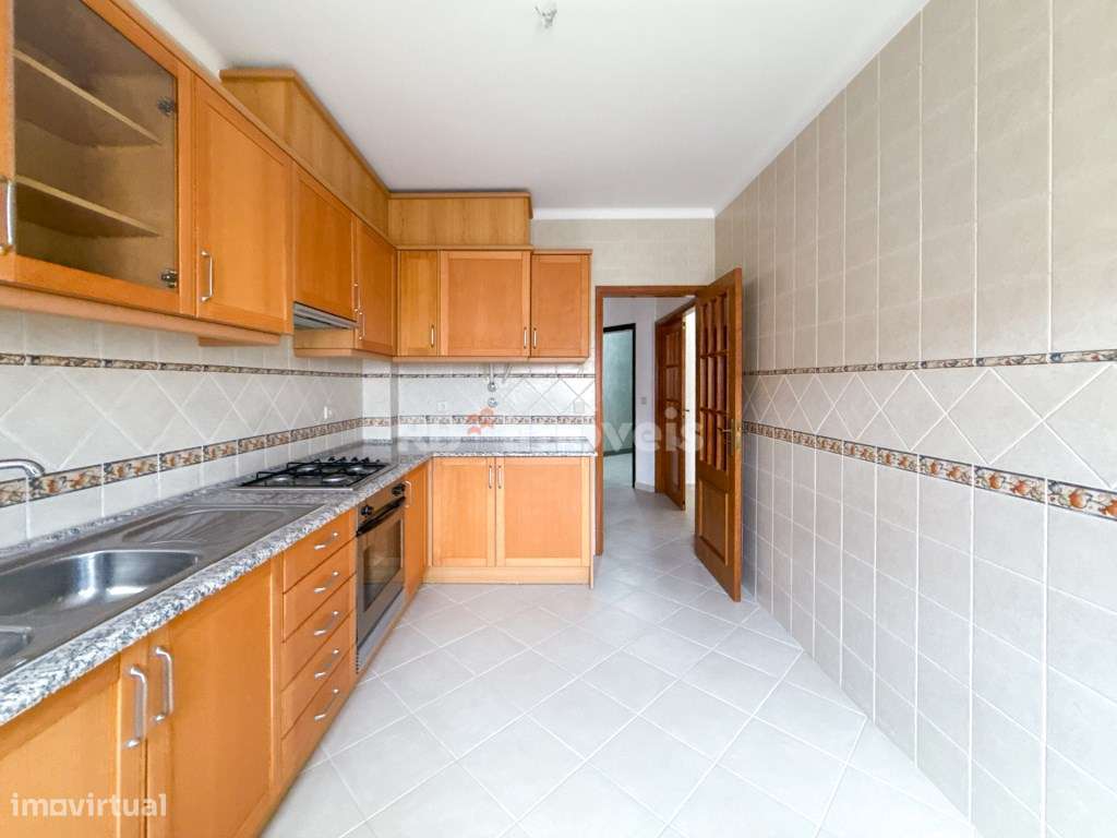 Apartamento T2 com garagem - Grande imagem: 5/17