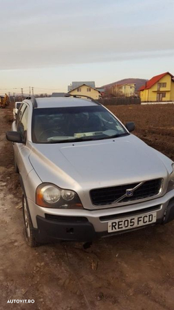 Dezmembrez Volvo XC90 D5 2.4 Diesel orice piesa - 3