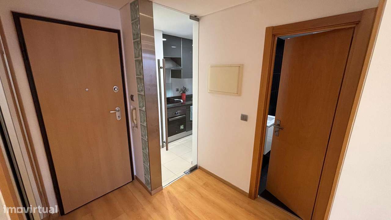 T1 bem remodelado excelente localização para viver ou investir-7