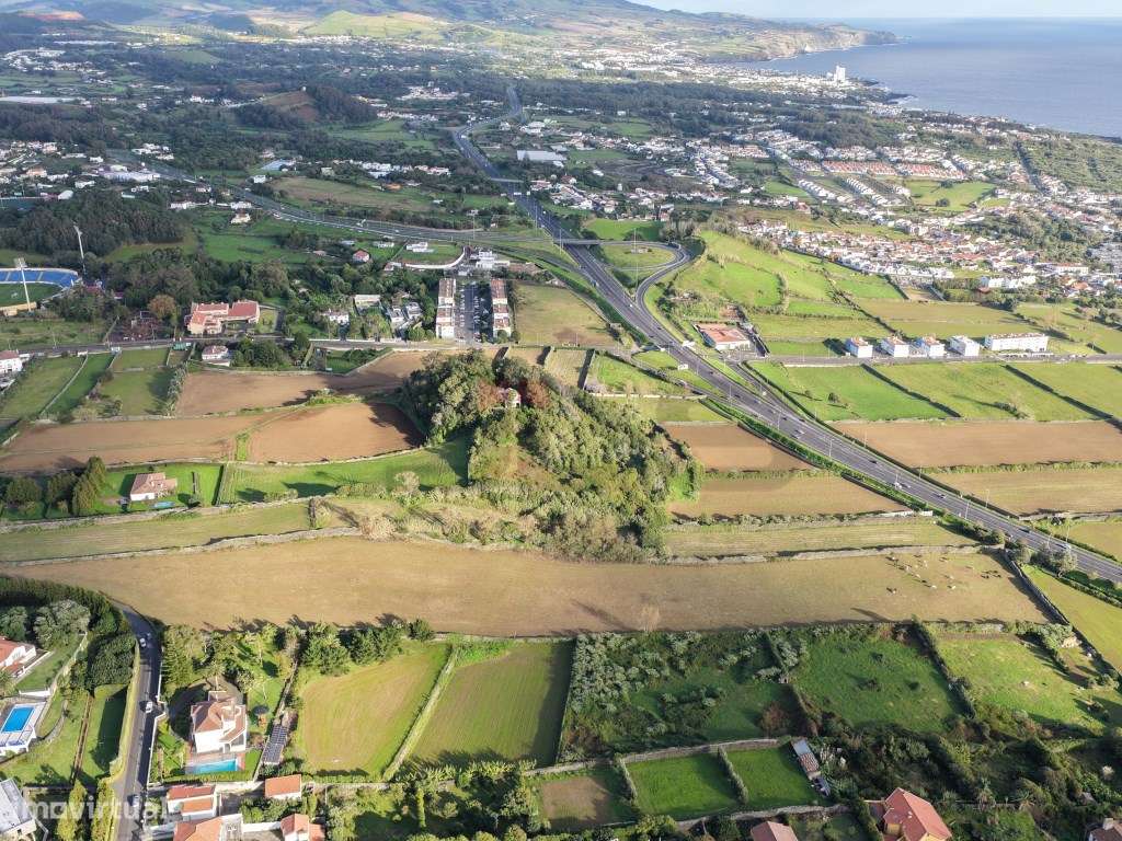 Terreno com 29.280 m2 | Excelente Localização | Ponta Delgada - São...-11