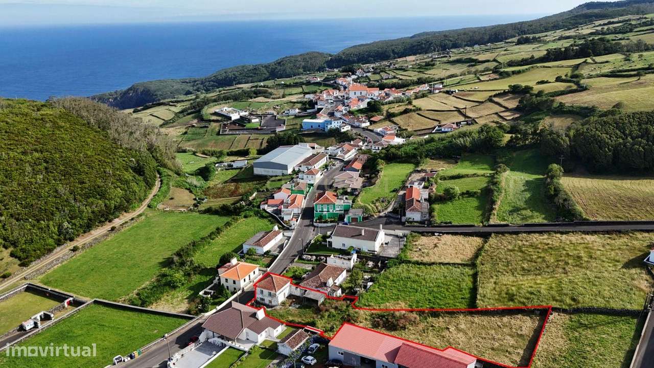 Moradia Usada em Serreta, Angra do Heroísmo - 110.000€-7