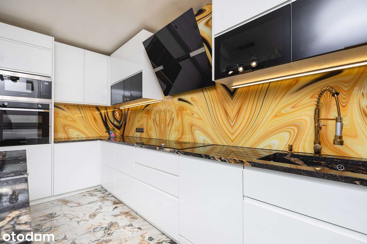 Przestronny dom z basenem i widokiem na góry - Pełny obrazek: 5/15