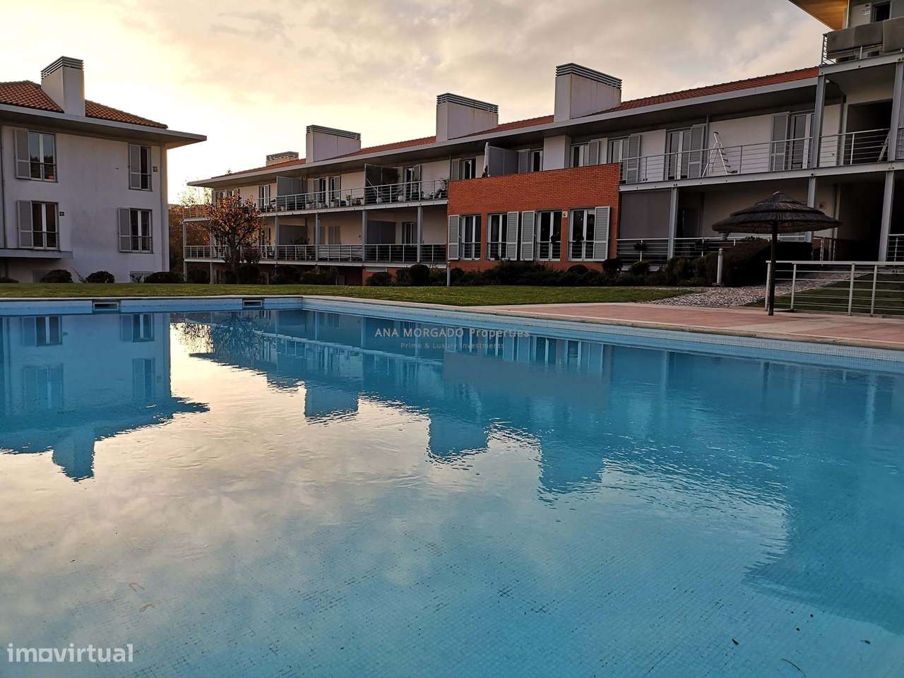 Exclusivo apartamento T4, agora T2 com Vista Mar, Terraço e Acabamento-27