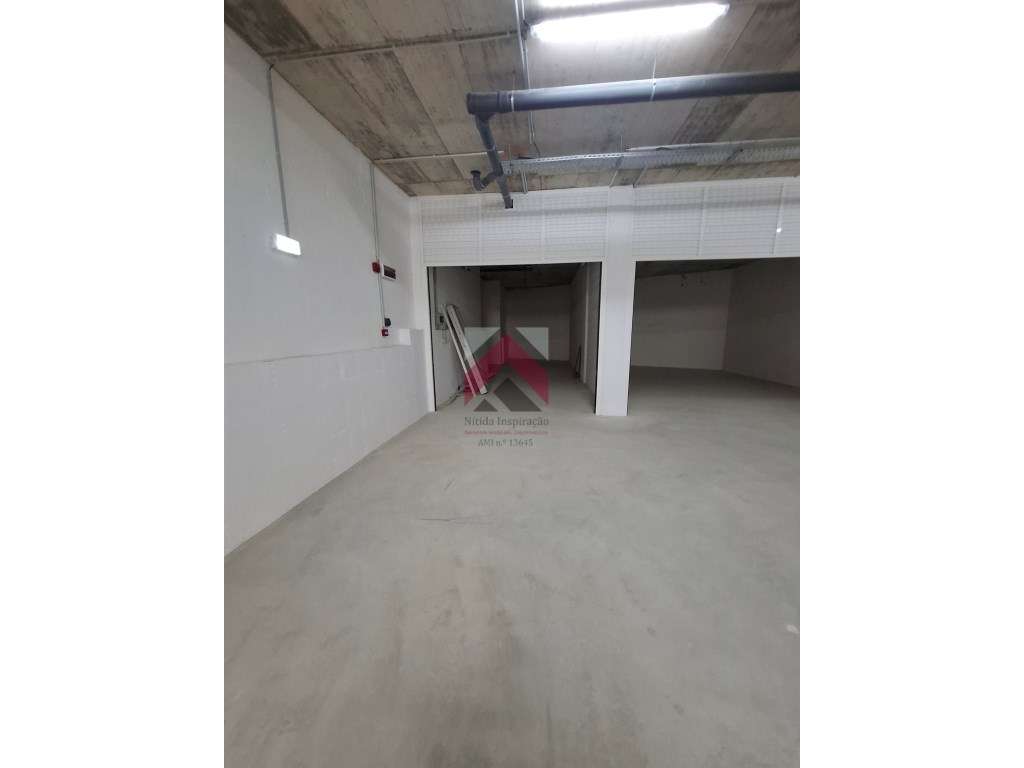 Apartamento T2 + Duplex Amplo + Terraço na Cobertura em Esgueira, A...-31