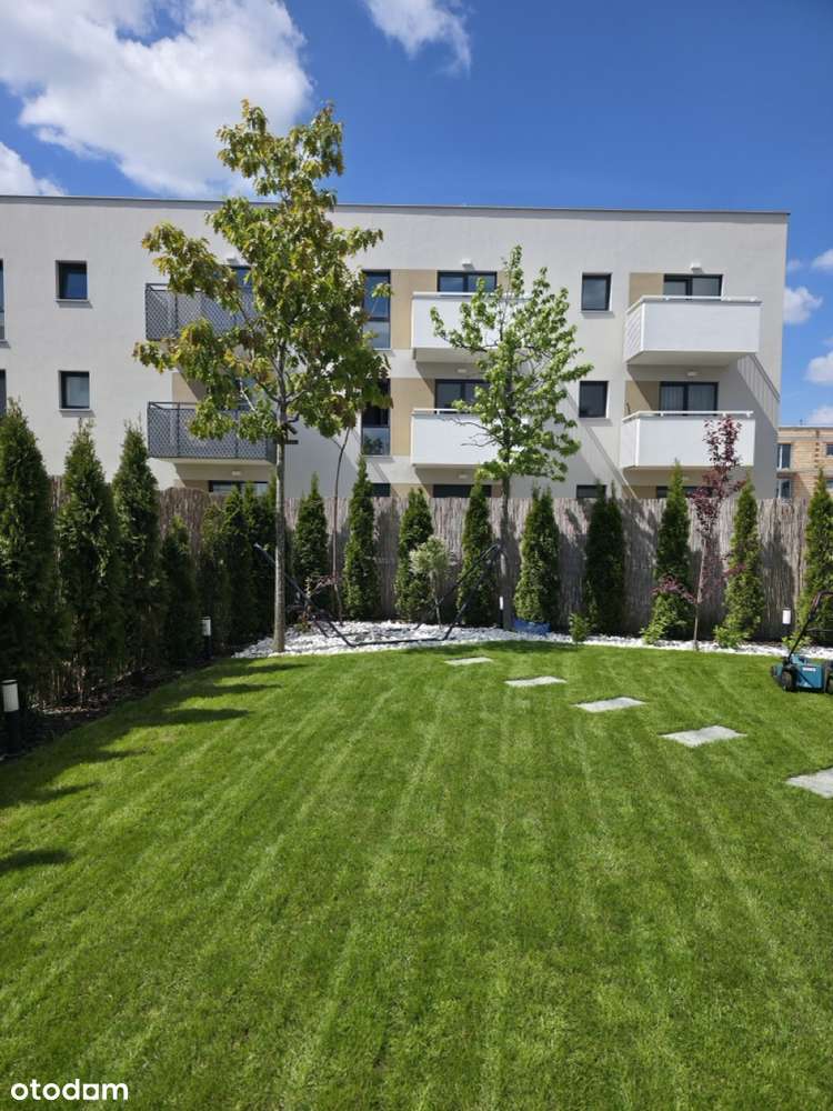 Bardzo zadbane mieszkanie z dużym ogrodem i jacuzzi-13