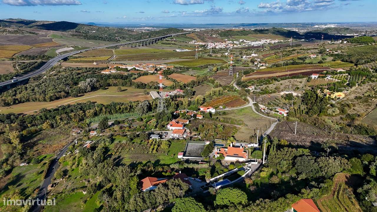 Moradia Isolada T4 com piscina, campo de ténis e logradouro em Cachoei - Grande imagem: 4/56