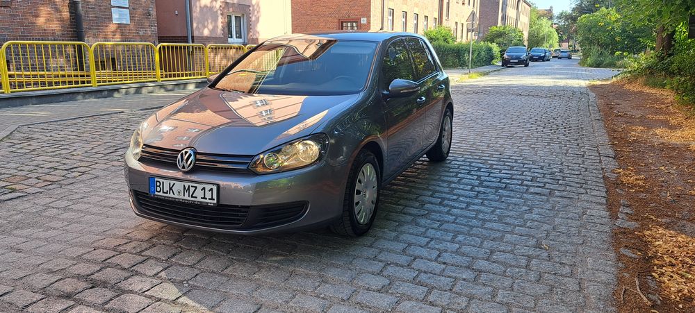 Volkswagen Golf VI (2008-2013) 1.6 TDI DPF BlueMotion Technology Trendline 2010