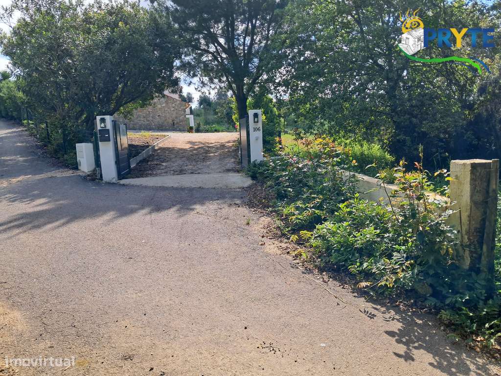 Moradia de tipologia T3 situada perto da Vila da Sertã-11