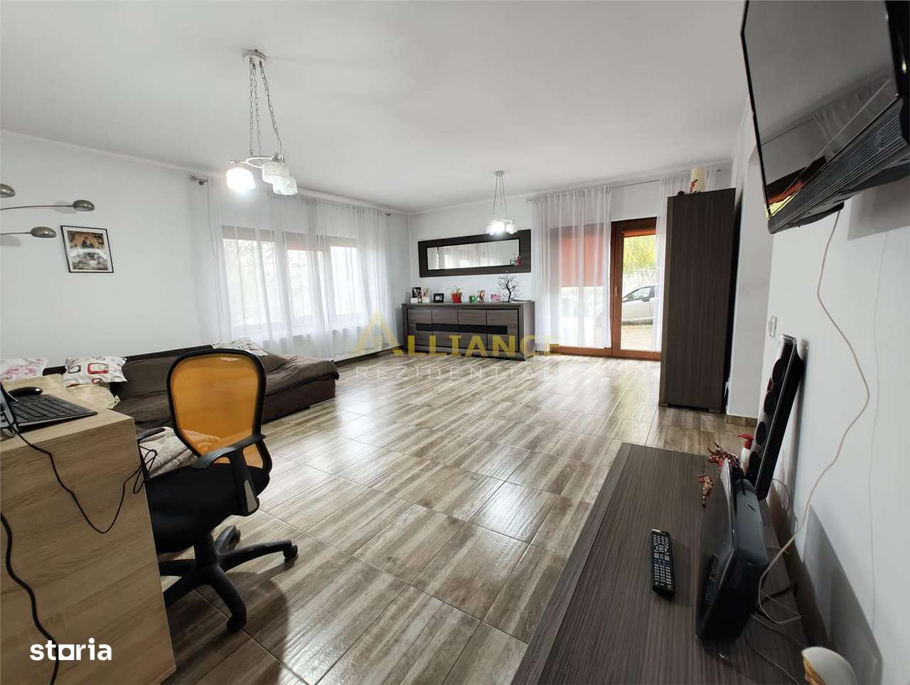 Vila spectaculoasa - 249 mp utili, teren 881 mp,-7