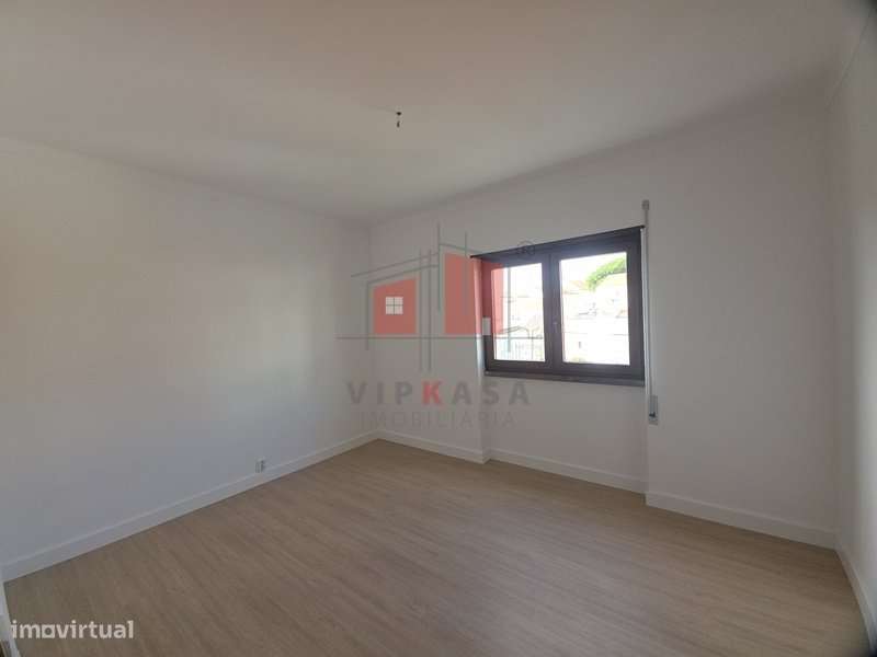 Apartamento T2 remodelado-8