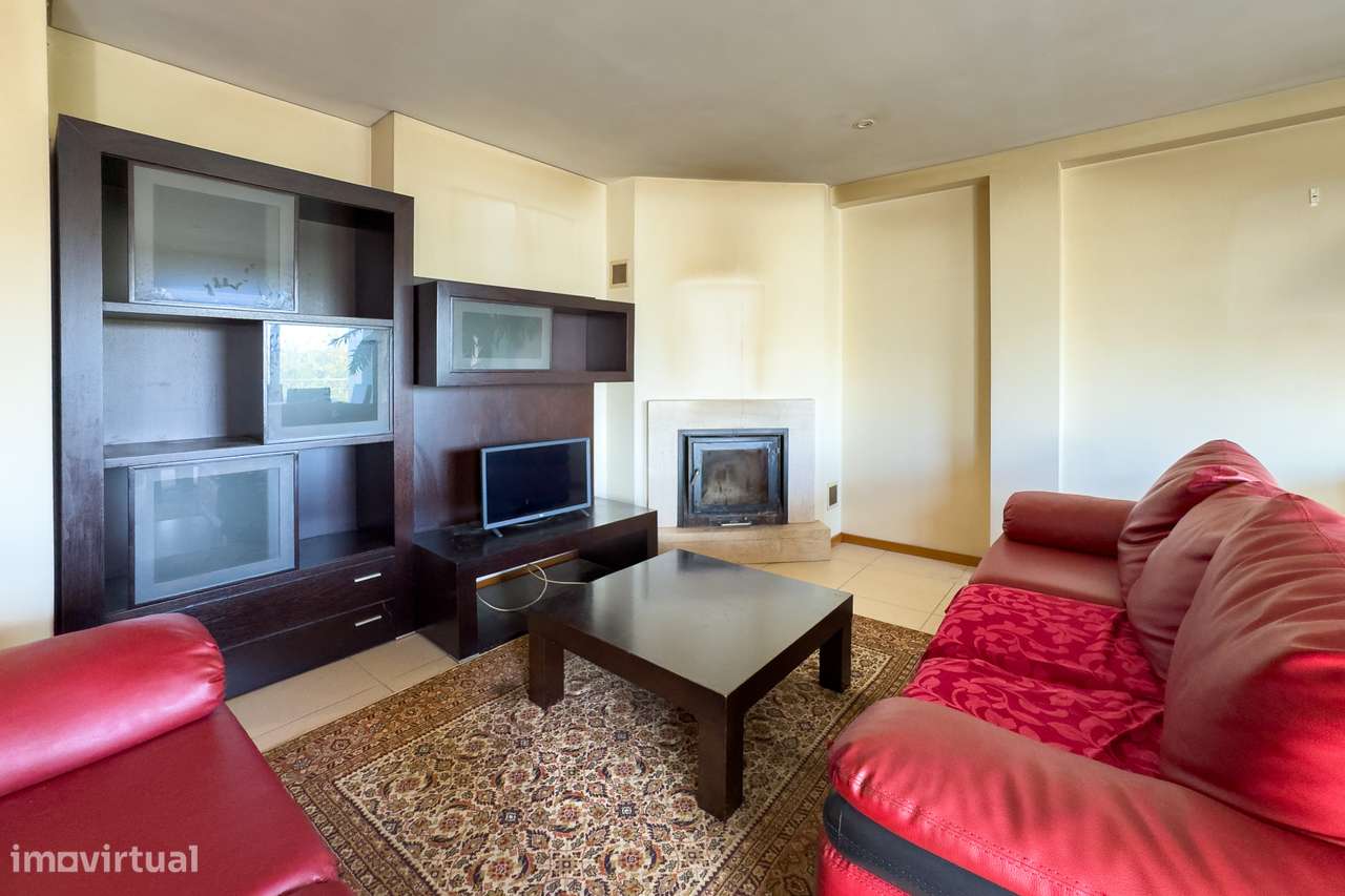 Apartamento T2 com Terraço e Garagem Fechada – Ferreiros, Amares-15