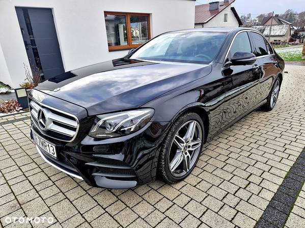 Mercedes-Benz Klasa E 220 d 4-Matic 9G-TRONIC - 1