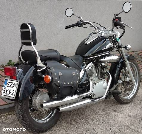 Suzuki Intruder - 8