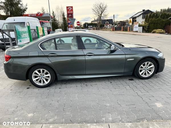 BMW Seria 5 530d xDrive Luxury Line - 3