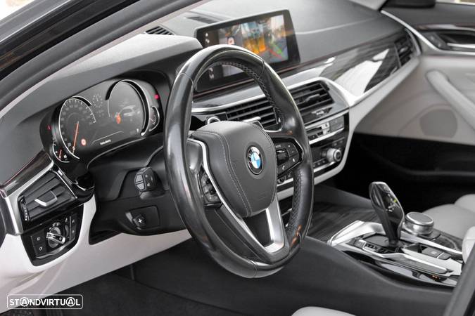 BMW 520 d Auto - 10