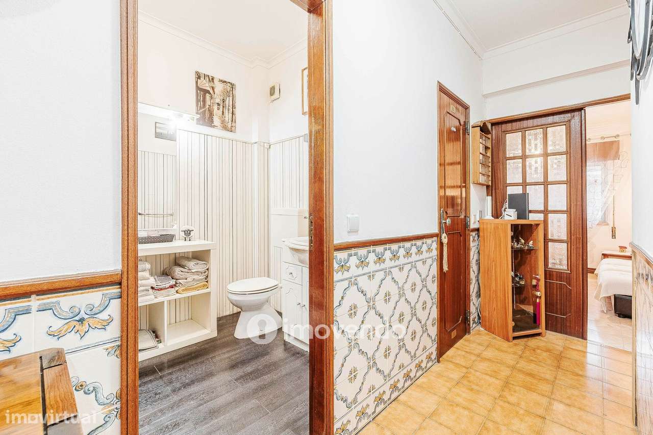 Apartamento T2 com arrecadação, em Agualva-26