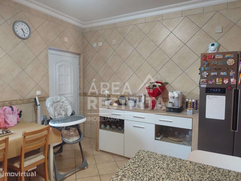 Moradia T3+1 na Quinta do Conde I - Grande imagem: 5/37